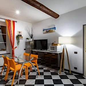 https://2-room-appartment-near-the-aquarium-fast-wifi.hotelitalianriviera.com